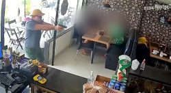 video-mostra-tensao-de-clientes-durante-tiroteio-em-padaria-de-araruama,-no-rj