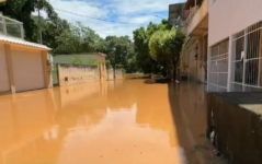 rios-transbordam-em-cidades-do-noroeste-e-deixam-moradores-ilhados